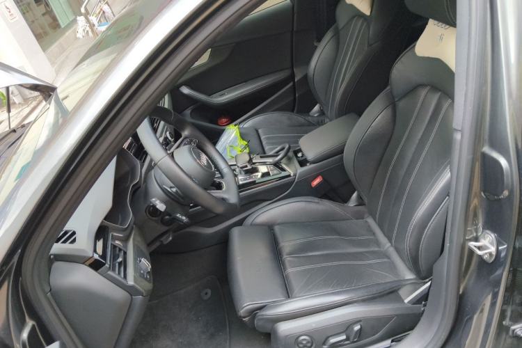 Used Audi A4L 2023 40 TFSI Luxury Dynamic Model Left Front Seat