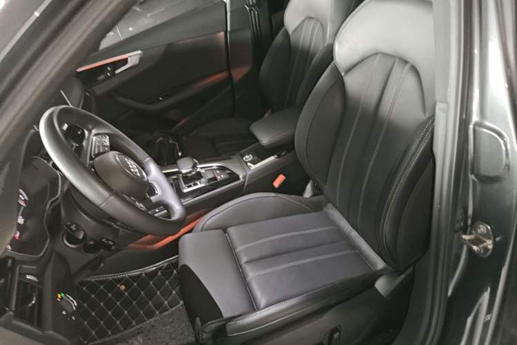 Used Audi A4L 2023 40 TFSI Luxury Dynamic Model Left Front Seat