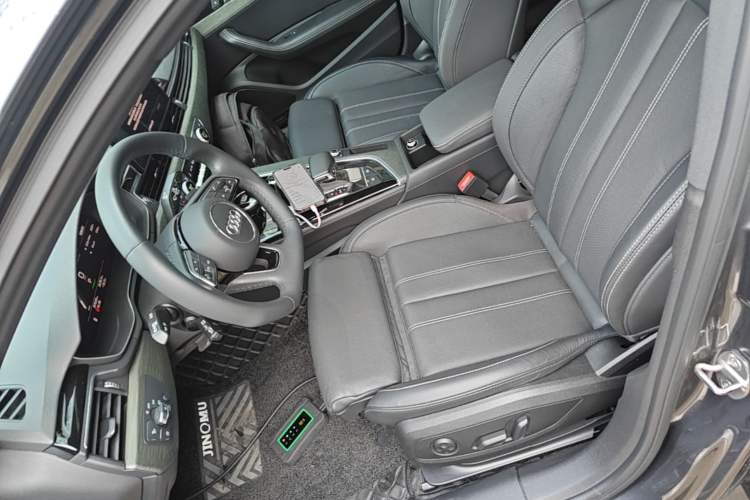 Used Audi A4L 2023 40 TFSI Luxury Dynamic Model Left Front Seat