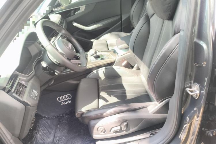 Used Audi A4L 2023 40 TFSI Luxury Dynamic Model Left Front Seat