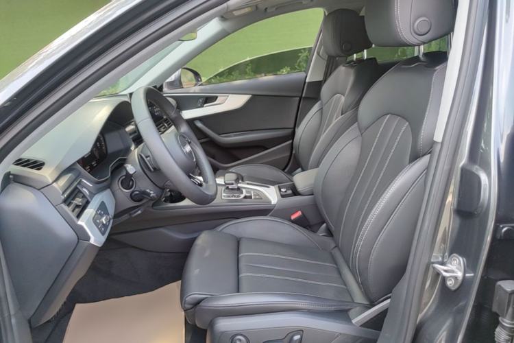 Used Audi A4L 2023 40 TFSI Fashion Dynamic Model Left Front Seat