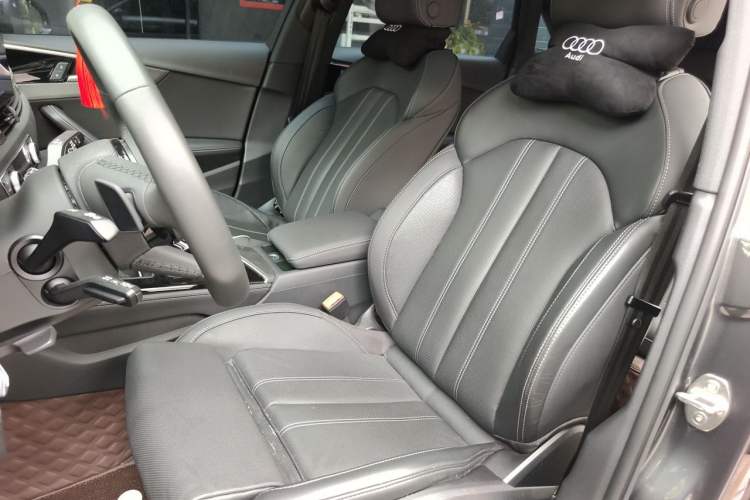 Used Audi A4L 2023 40 TFSI Luxury Dynamic Model Left Front Seat