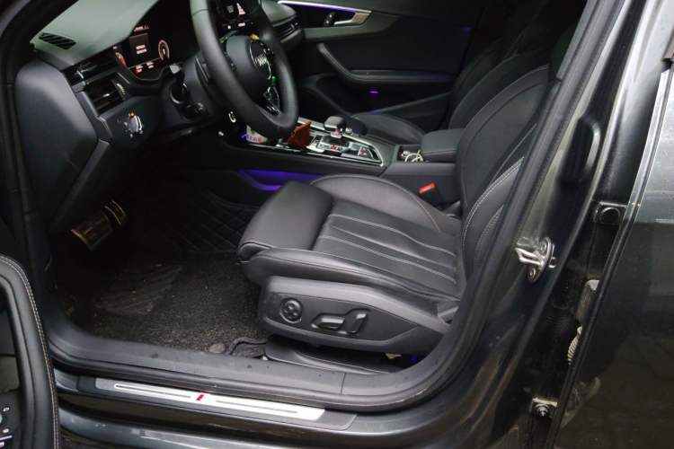 Used Audi A4L 2023 40 TFSI Luxury Dynamic Model Left Front Seat