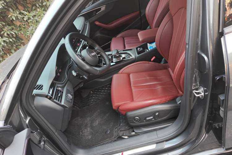 Used Audi A4L 2023 40 TFSI Bang & Olufsen Starry Night Edition Left Front Seat