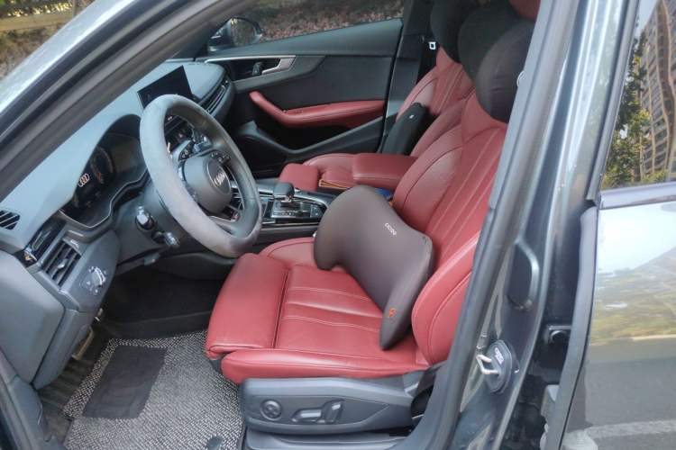 Used Audi A4L 2023 40 TFSI Luxury Dynamic Model Left Front Seat