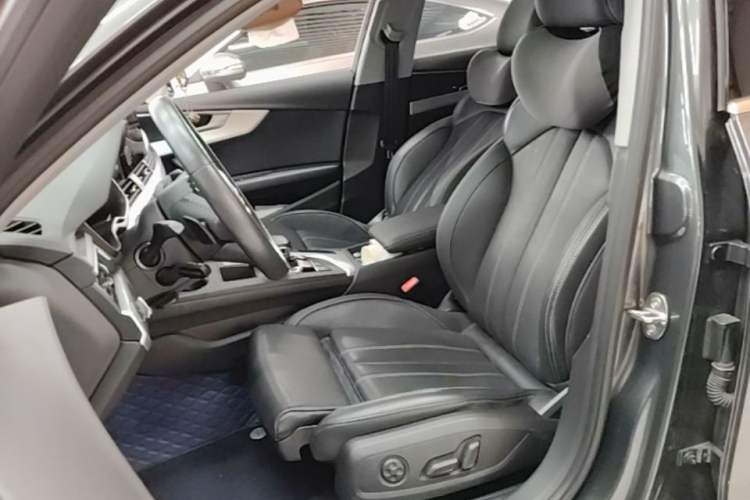 Used Audi A4L 2023 40 TFSI Fashion Dynamic Model Left Front Seat