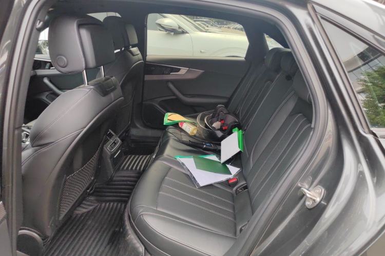 Used Audi A4L 2023 40 TFSI quattro Luxury Dynamic Edition Left Rear Seat