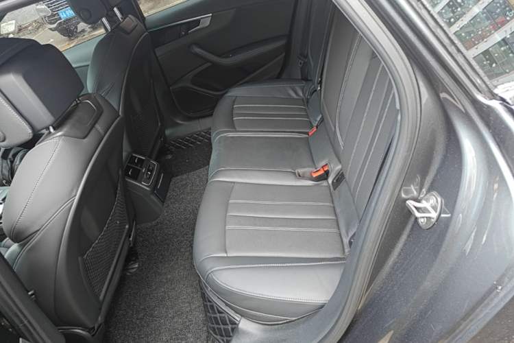 Used Audi A4L 2023 40 TFSI Luxury Dynamic Model Left Rear Seat
