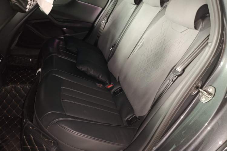 Used Audi A4L 2023 40 TFSI Luxury Dynamic Model Left Rear Seat