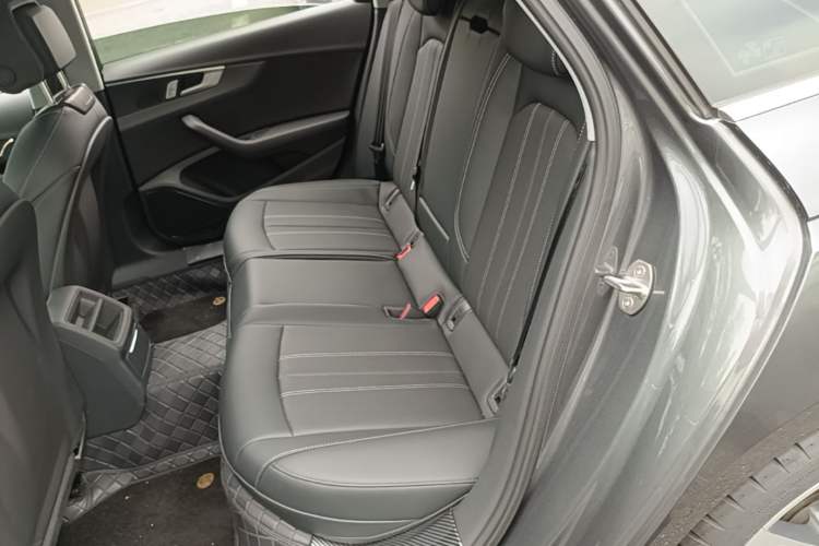 Used Audi A4L 2023 40 TFSI Fashion Dynamic Model Left Rear Seat