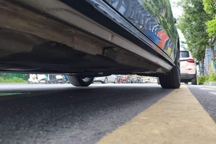 Used Audi A4L 2023 40 TFSI Luxury Dynamic Model Left Side Sill