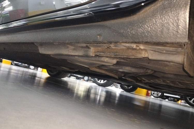 Used Audi A4L 2023 40 TFSI quattro Luxury Dynamic Edition Left Side Sill