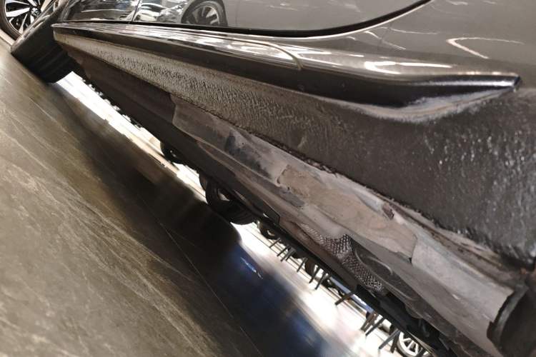 Used Audi A4L 2023 40 TFSI Fashion Dynamic Model Left Side Sill