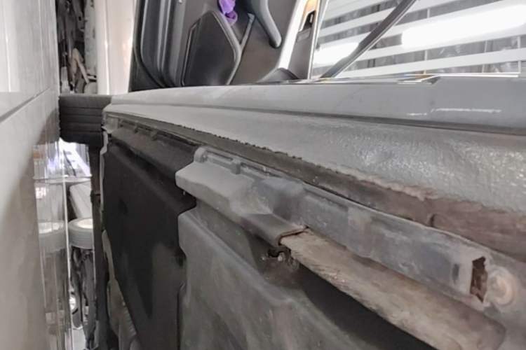 Used Audi A4L 2023 40 TFSI Fashion Dynamic Model Left Side Sill