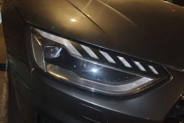 Used Audi A4L 2023 45 TFSI quattro Prestige Dynamic Edition Right Front Headlight