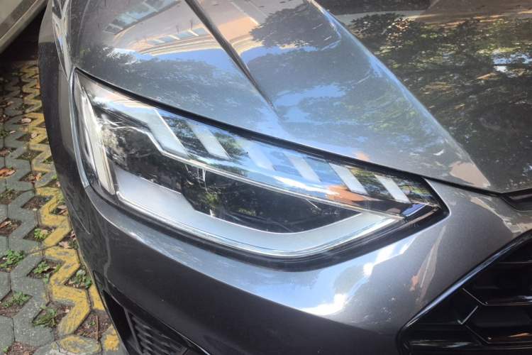 Used Audi A4L 2023 40 TFSI Luxury Dynamic Model Right Front Headlight