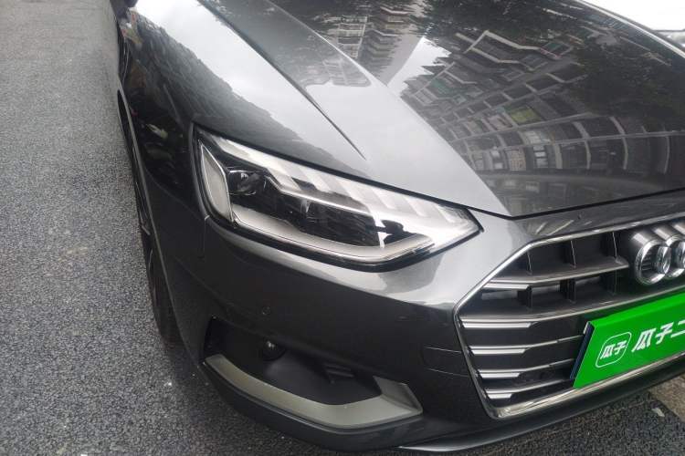 Used Audi A4L 2023 40 TFSI Fashionable and Elegant Version Right Front Headlight