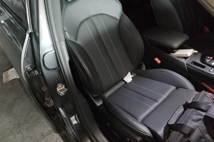 Used Audi A4L 2023 40 TFSI Luxury Dynamic Model Right Front Seat