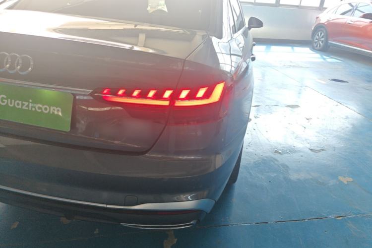 Used Audi A4L 2023 40 TFSI Fashion Dynamic Model Right Rear Taillight