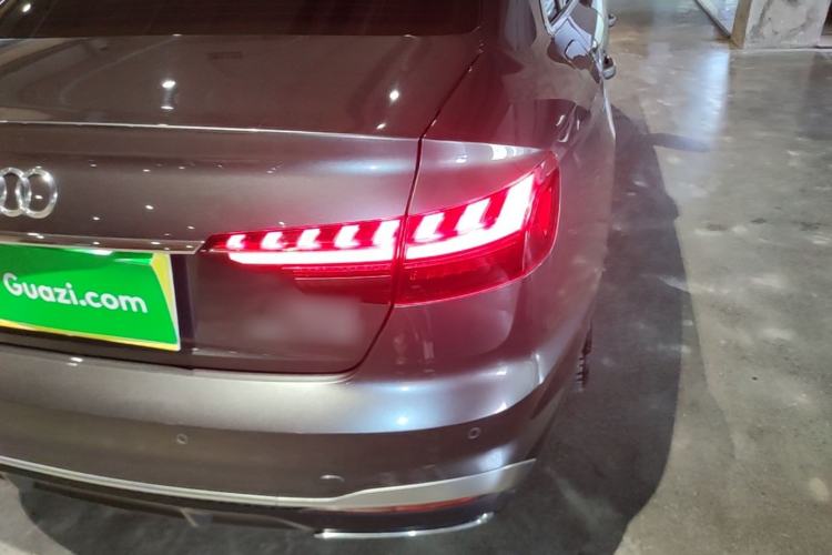 Used Audi A4L 2023 40 TFSI Fashion Dynamic Model Right Rear Taillight