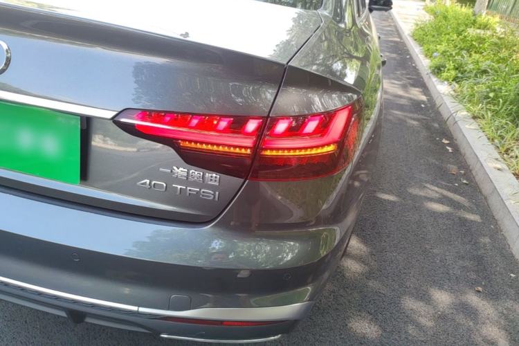 Used Audi A4L 2023 40 TFSI Fashion Dynamic Model Right Rear Taillight