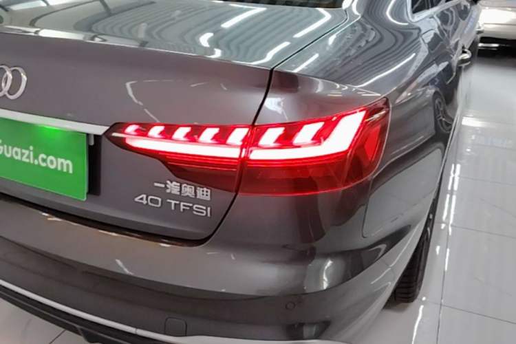 Used Audi A4L 2023 40 TFSI Fashion Dynamic Model Right Rear Taillight