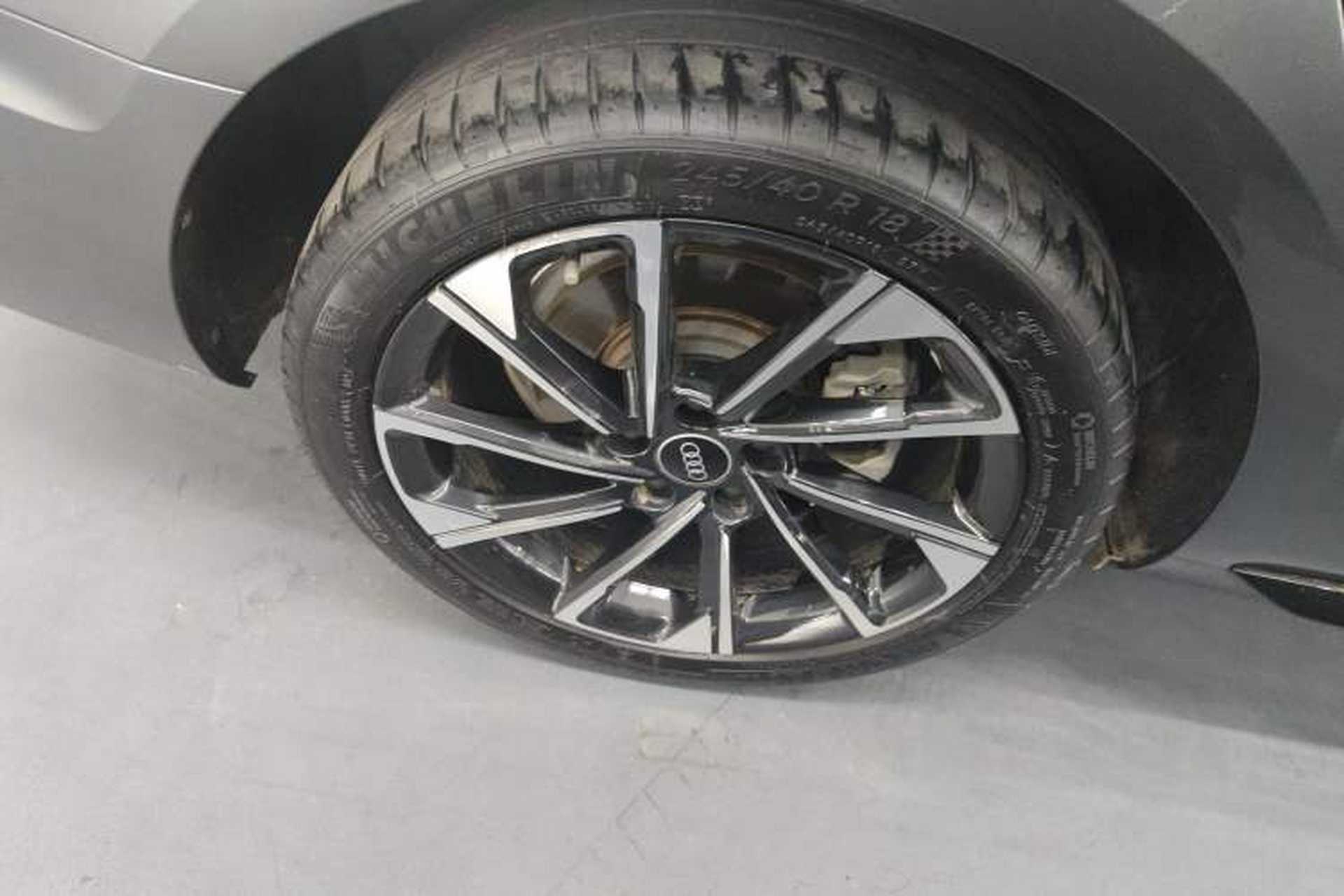 Used Audi A4L 2023 40 TFSI Luxury Dynamic Model Right Rear Wheel Hub