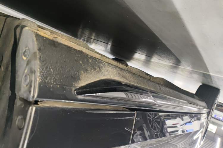 Used Audi A4L 2023 40 TFSI Luxury Dynamic Model Right Side Sill