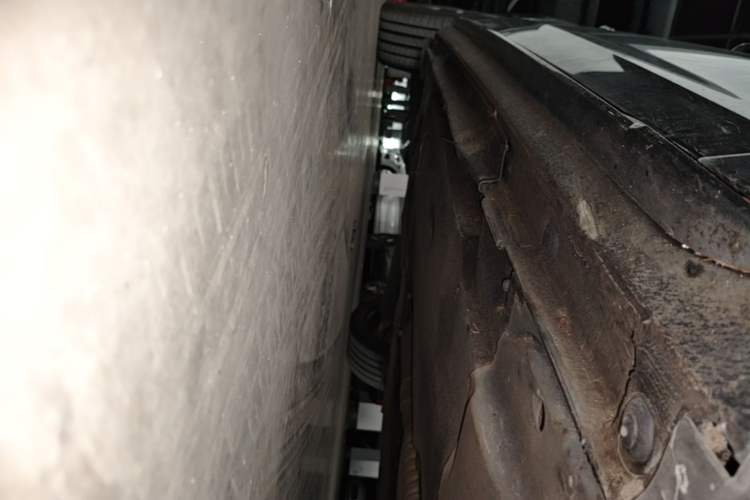 Used Audi A4L 2023 40 TFSI Luxury Dynamic Model Right Side Sill