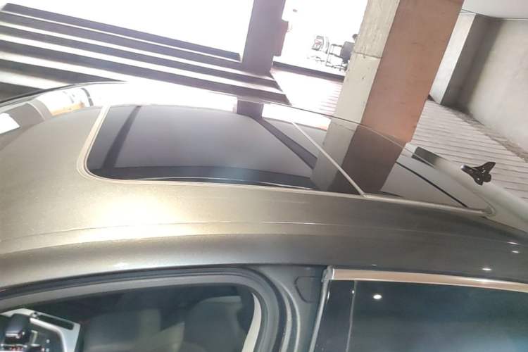 Used Audi A4L 2023 40 TFSI Fashion Dynamic Model Roof