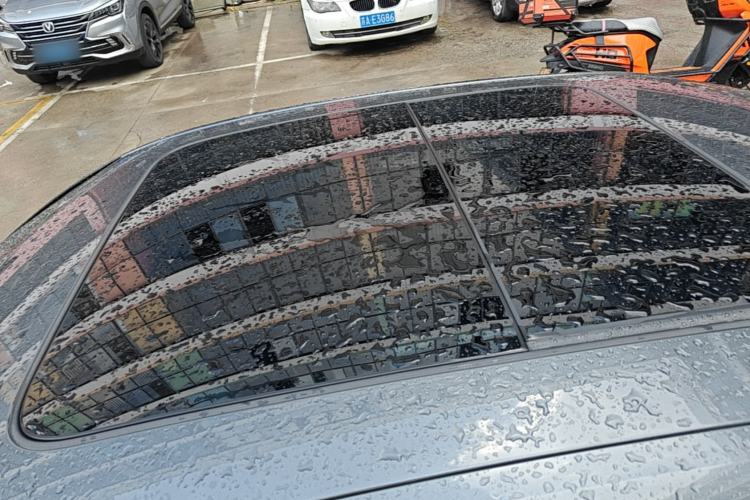 Used Audi A4L 2023 40 TFSI Luxury Dynamic Model Roof