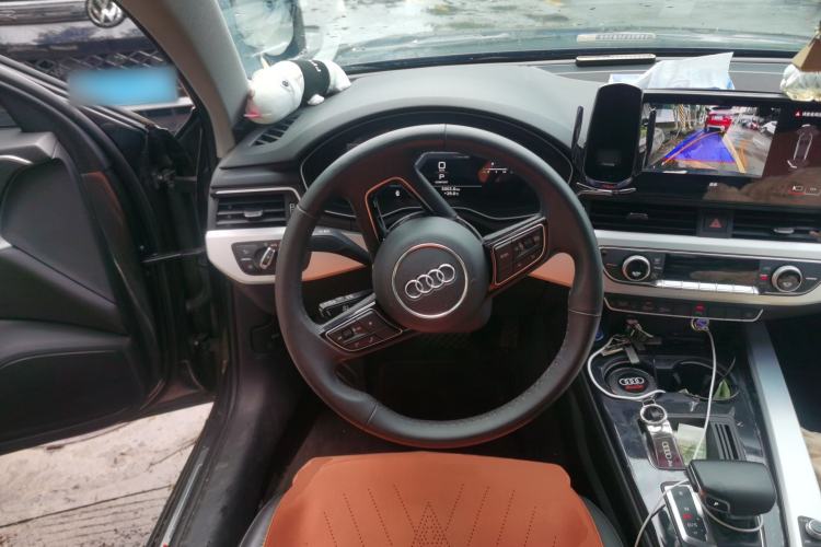 Used Audi A4L 2023 40 TFSI Fashion Dynamic Model Steering Wheel
