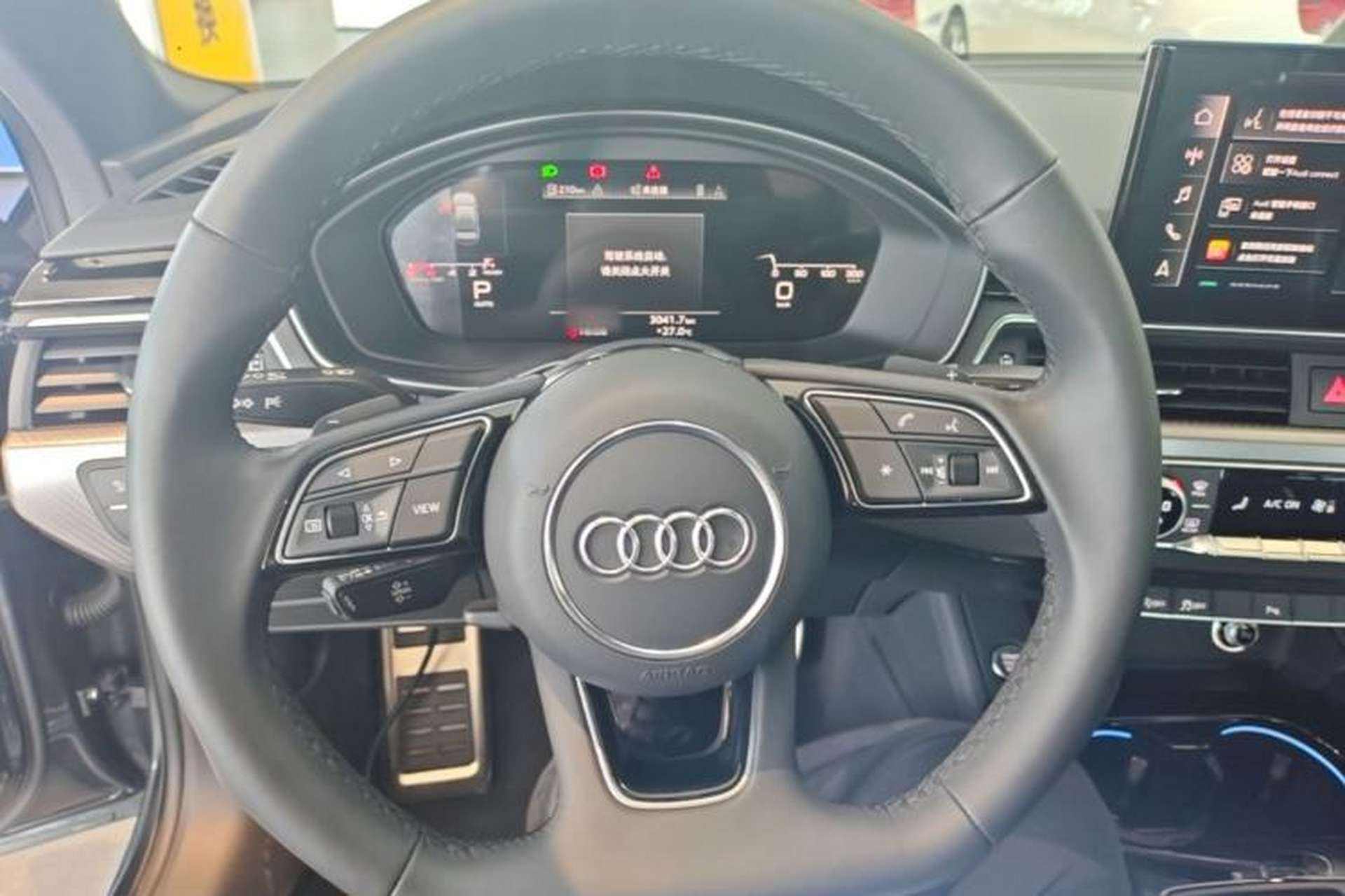 Used Audi A4L 2023 40 TFSI quattro Luxury Dynamic Edition Steering Wheel