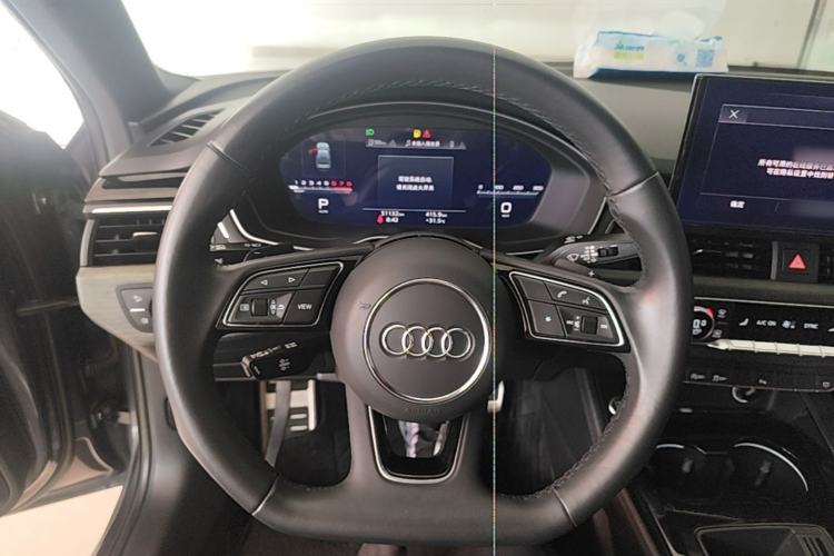 Used Audi A4L 2023 40 TFSI Luxury Dynamic Model Steering Wheel