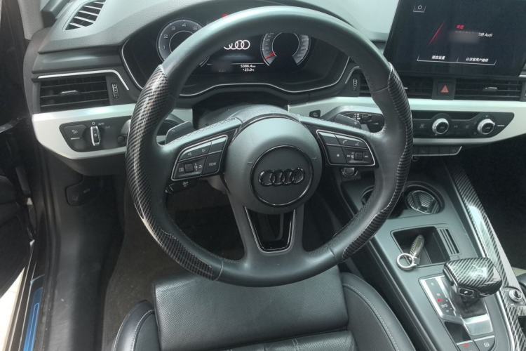 Used Audi A4L 2023 40 TFSI Fashion Dynamic Model Steering Wheel