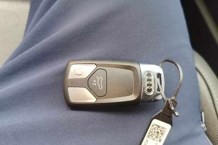 Used Audi A4L 2023 40 TFSI Luxury Dynamic Model Vehicle Key
