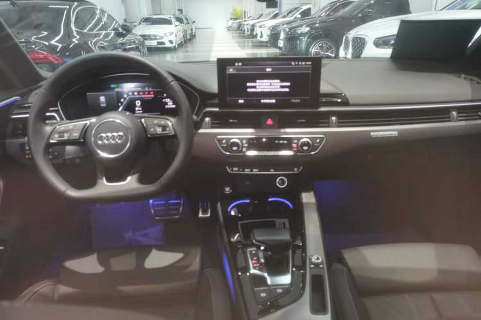Used Audi A4L 2023 40 TFSI quattro Luxury Dynamic Edition Center Console