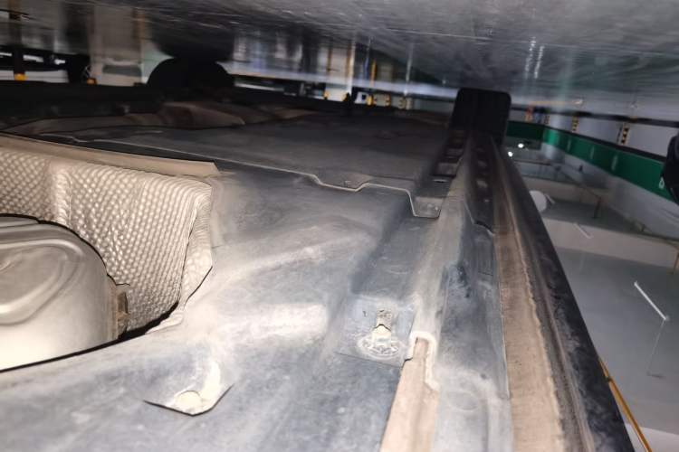 Used Audi A4L 2023 40 TFSI Luxury Dynamic Model Chassis Rear Left
