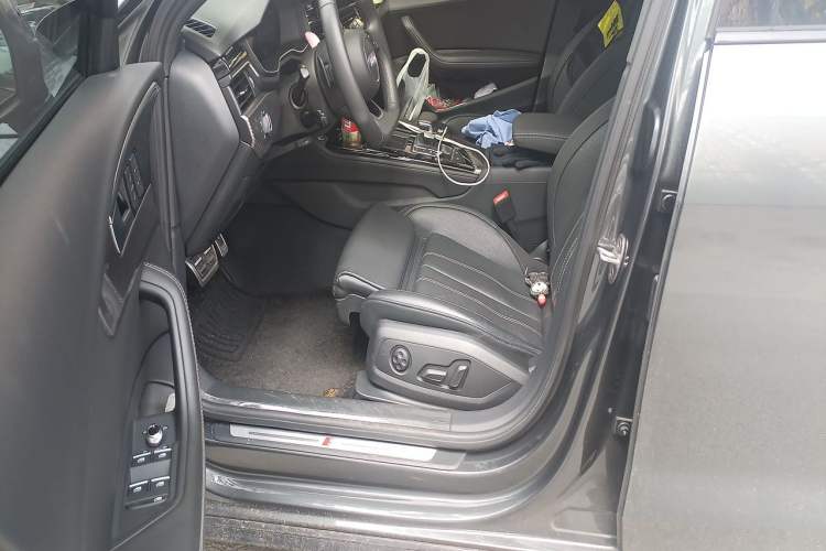 Used Audi A4L 2023 40 TFSI quattro Luxury Dynamic Edition Driver Seat