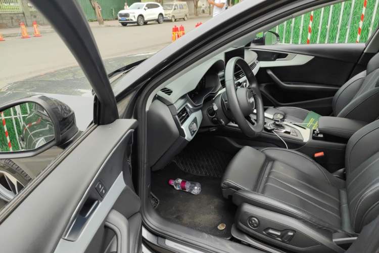 Used Audi A4L 2023 40 TFSI Fashion Dynamic Model Driver Seat
