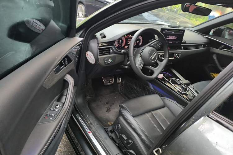 Used Audi A4L 2023 40 TFSI Luxury Dynamic Model Driver Seat