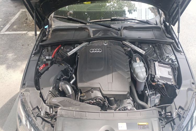 Used Audi A4L 2023 40 TFSI quattro Luxury Dynamic Edition Engine Bay