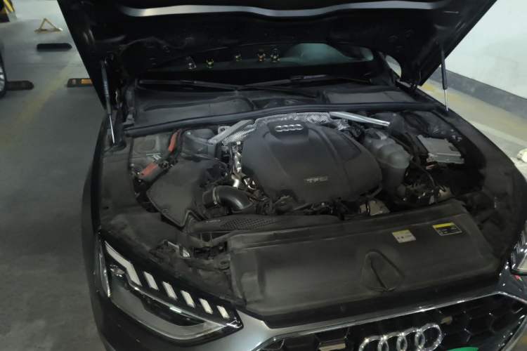 Used Audi A4L 2023 40 TFSI Fashion Dynamic Model Engine Bay Right