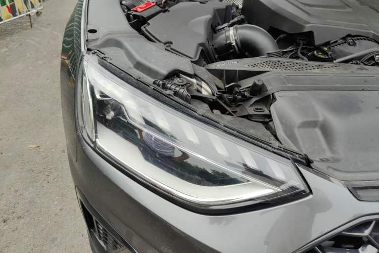 Used Audi A4L 2023 40 TFSI Fashion Dynamic Model Engine Bay Right