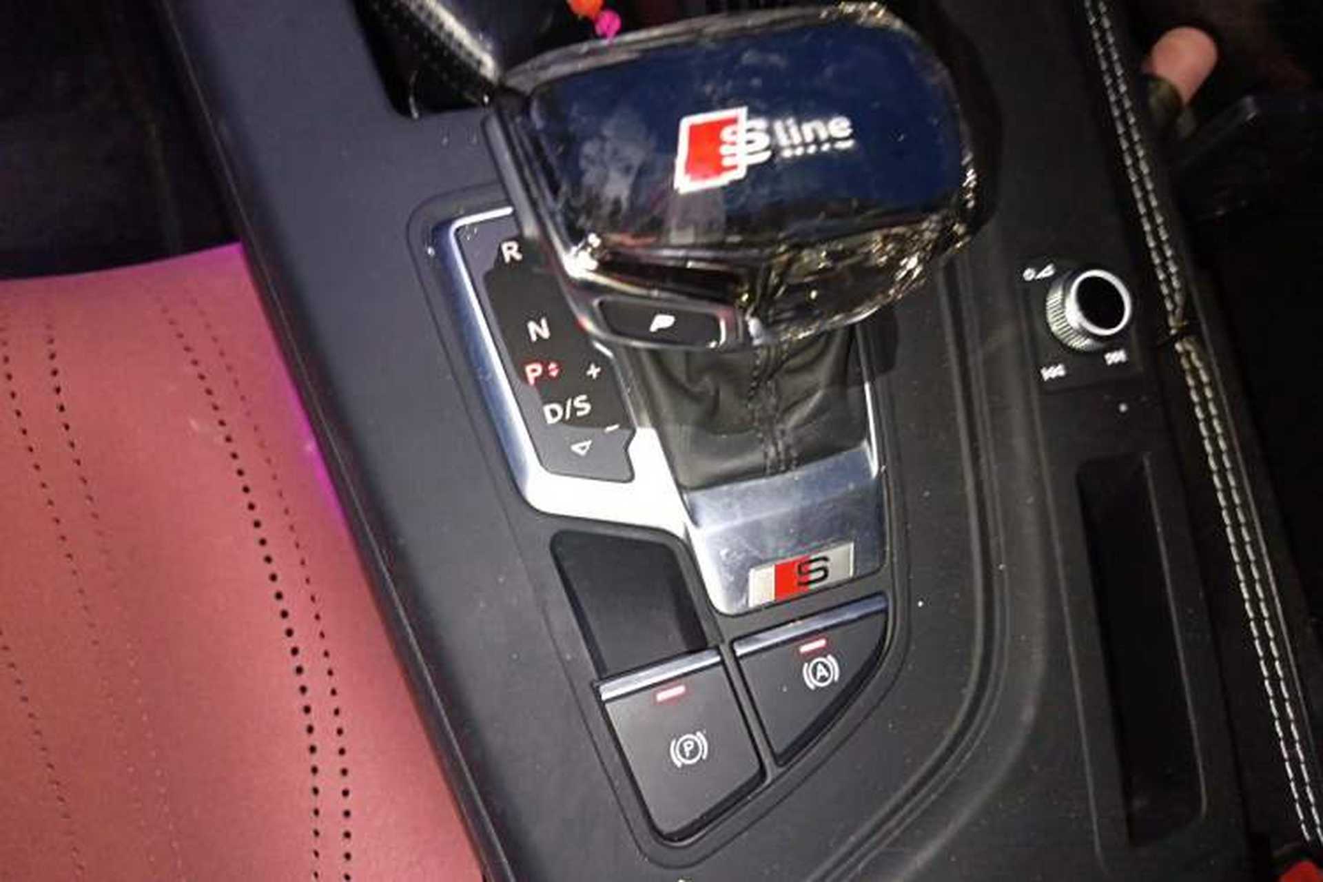 Used Audi A4L 2023 40 TFSI Fashion Dynamic Model Gear Lever