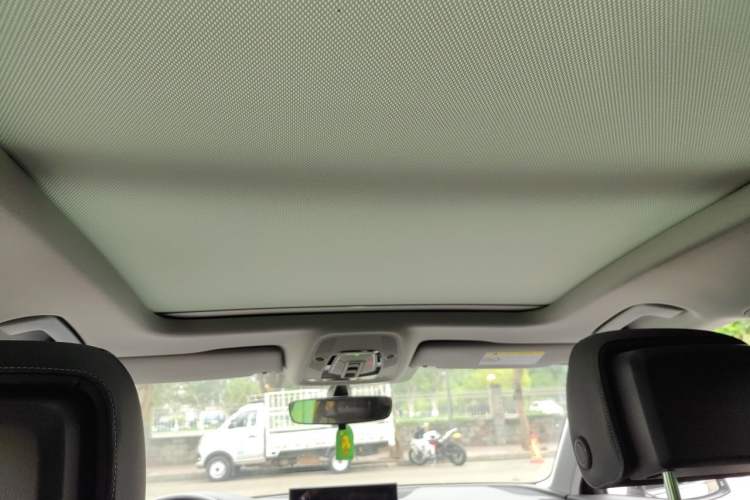 Used Audi A4L 2023 40 TFSI Fashion Dynamic Model Headliner