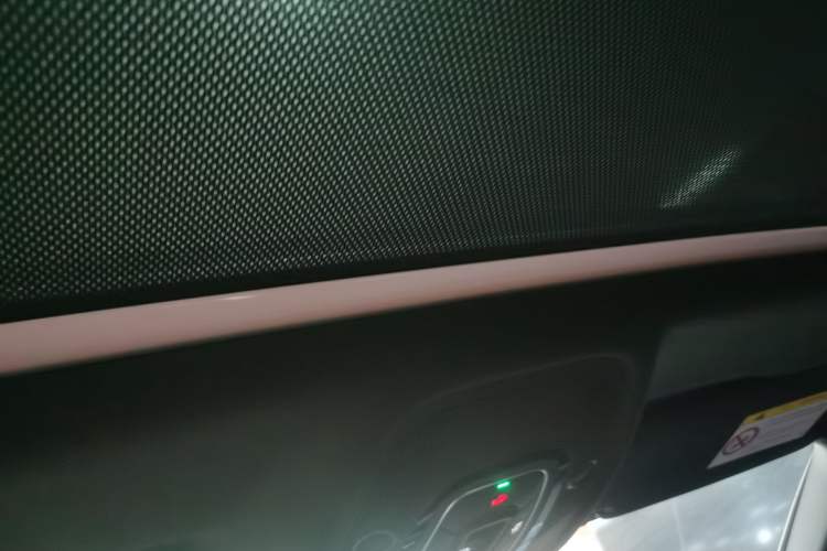 Used Audi A4L 2023 40 TFSI quattro Luxury Dynamic Edition Headliner