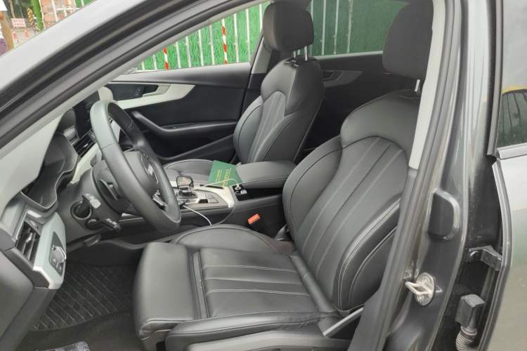 Used Audi A4L 2023 40 TFSI Fashion Dynamic Model Left Front Seat