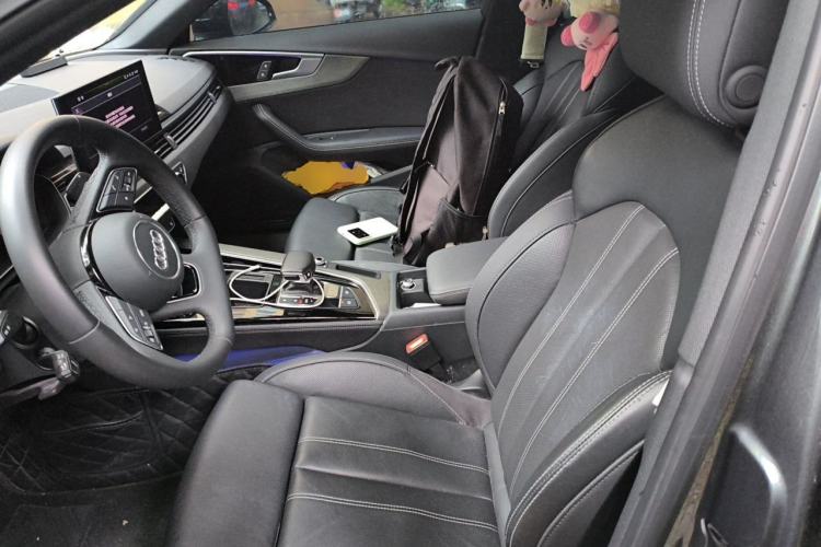 Used Audi A4L 2023 40 TFSI Luxury Dynamic Model Left Front Seat