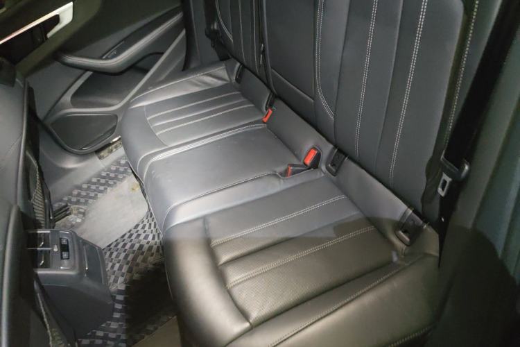 Used Audi A4L 2023 40 TFSI Luxury Dynamic Model Left Rear Seat